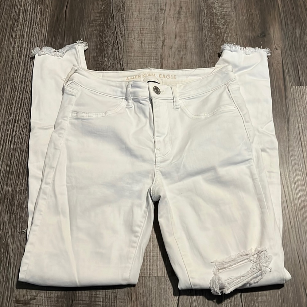 american eagle ripped jeans